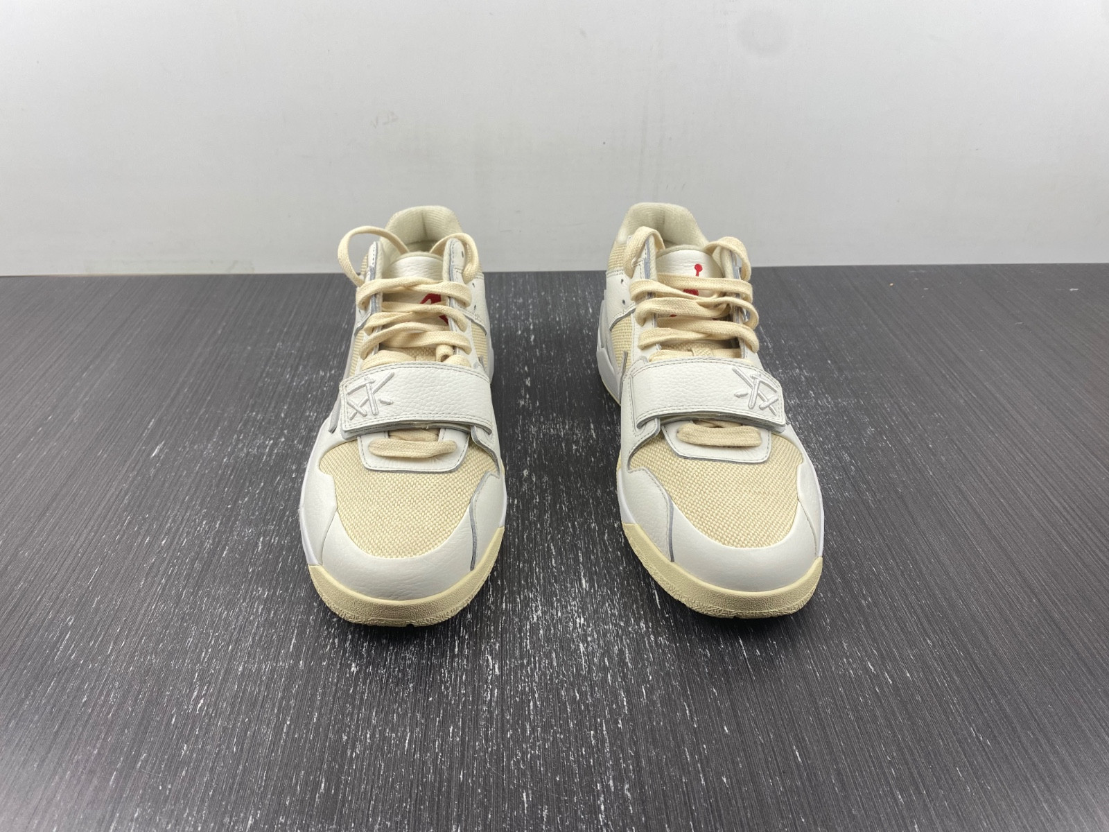 travis scott x jordan cut the check