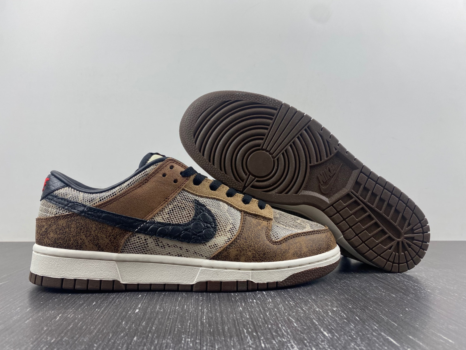 nike dunk low premium co.jp brown snakeskin fj5434-120