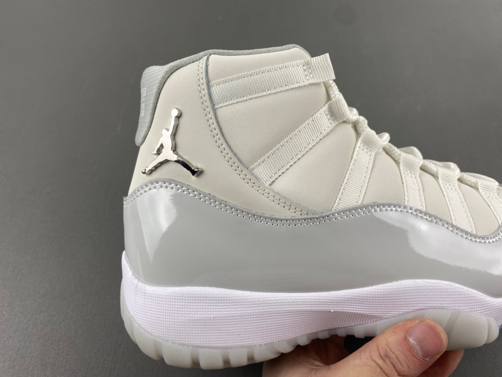 Air Jordan 11 “Grand Finale” (Sail) AR0715-110