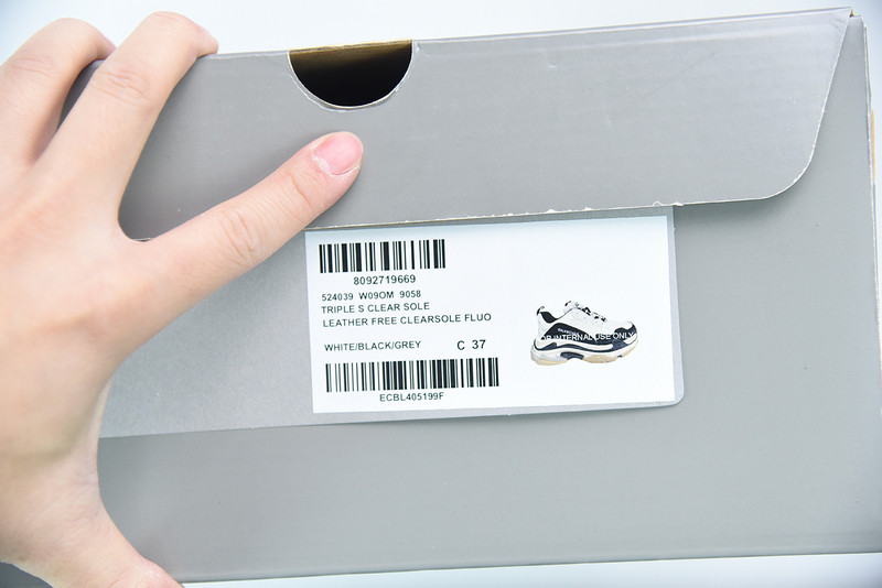 bc triple s trainer 536737 w09om 9073