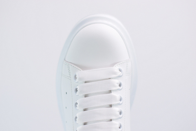 alexer mceen sneakers