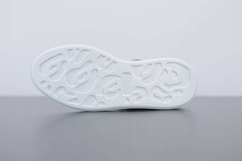 alexer mceen sneakers