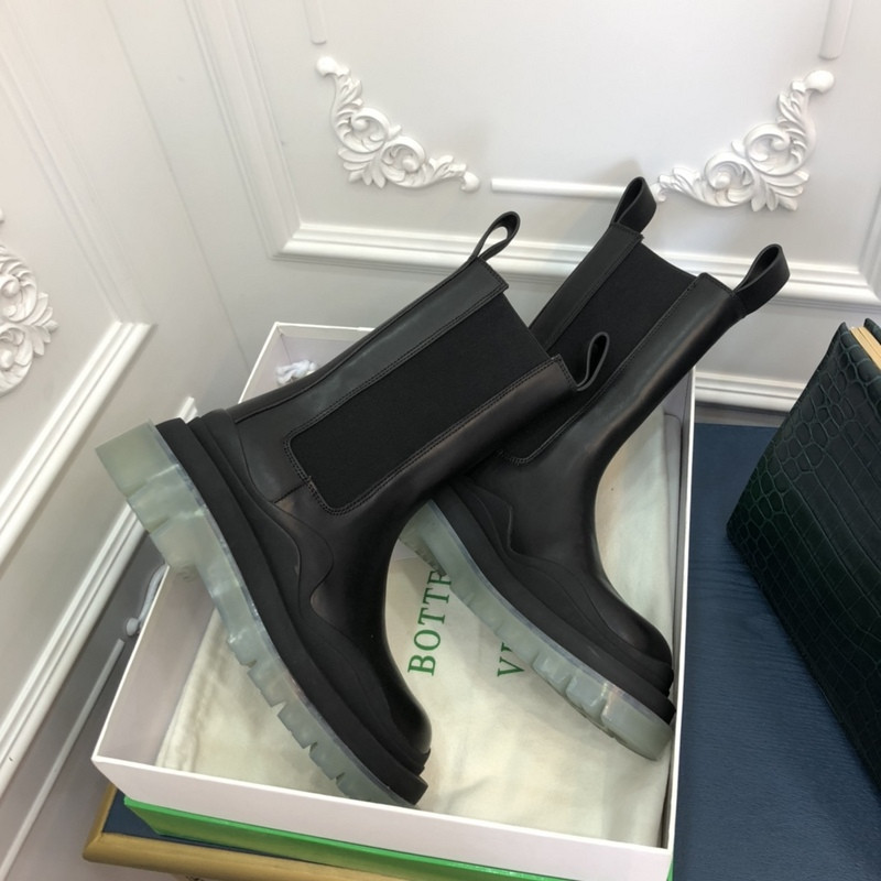 Bo*te*ga ve*ne*ta sneaker