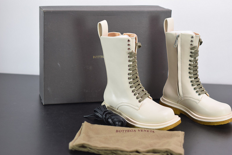 Bo*te*ga ve*ne*ta sneaker