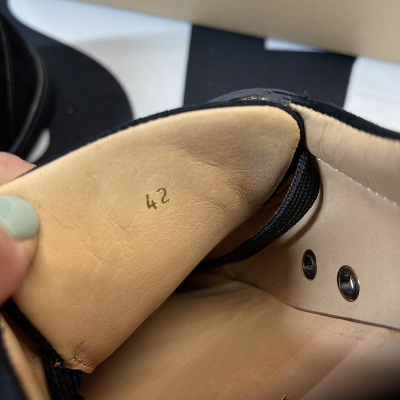 chian louin low top sneaker