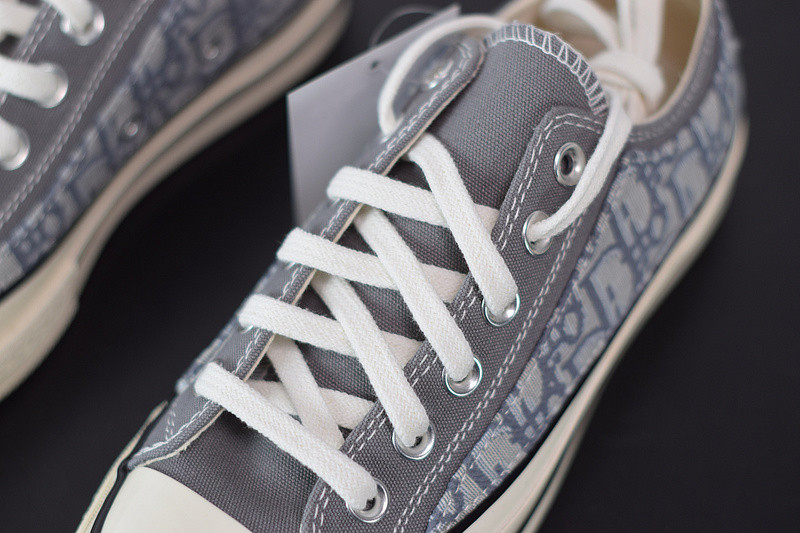 dio* x converse sneaker