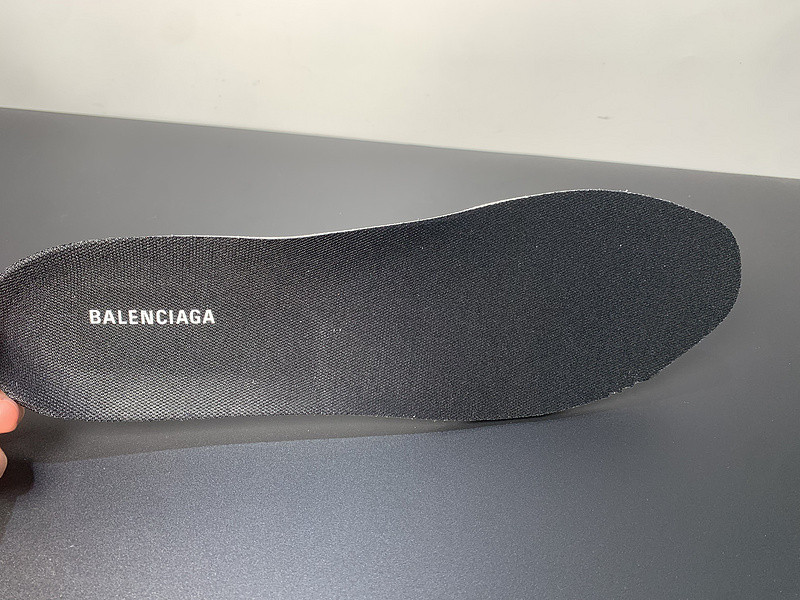 Ba*len*cia*ga runner sneaker