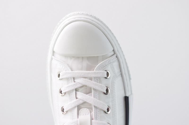dio* b23 oblique low-top white sneaker