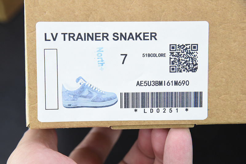 lvt x nike air force1