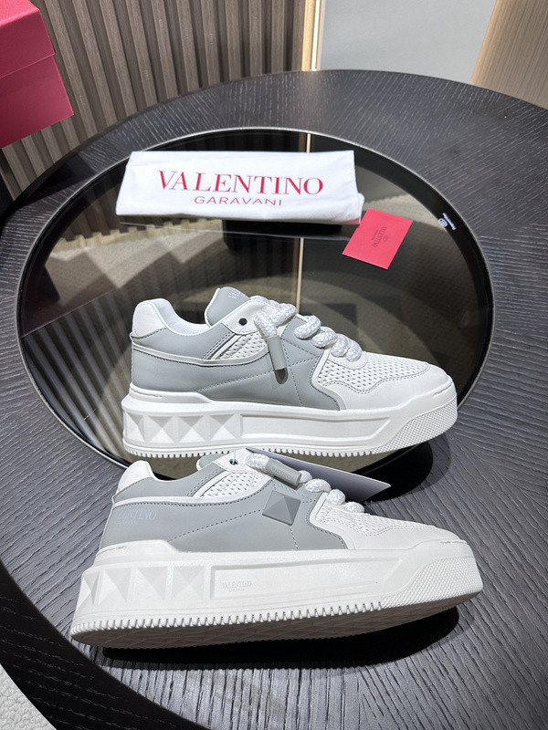 valentino sneaker