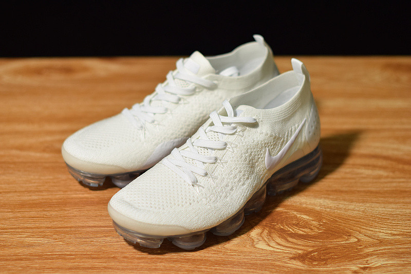 nike air vapormax flyknit 2 white pure platinum 942842-100