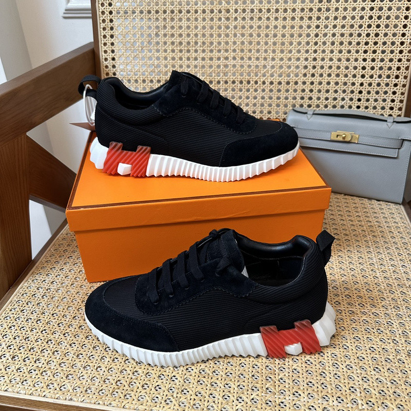 H**mes sneaker