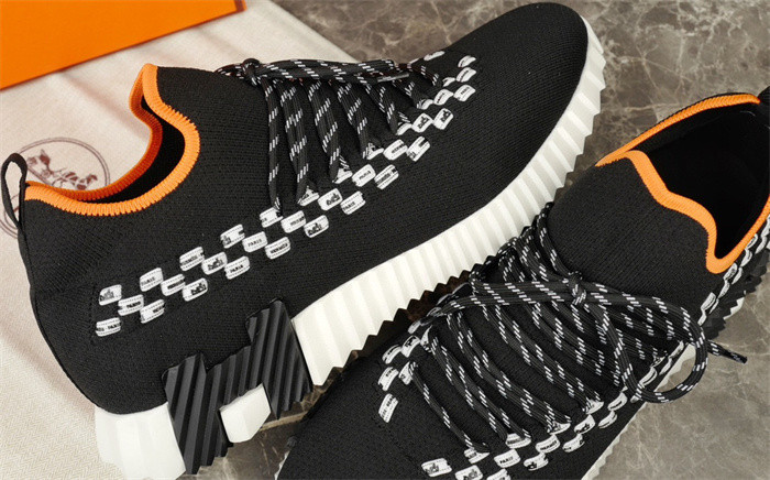 H**mes sneaker