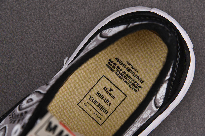 Ma*s*n mihara yasuhiro sneaker