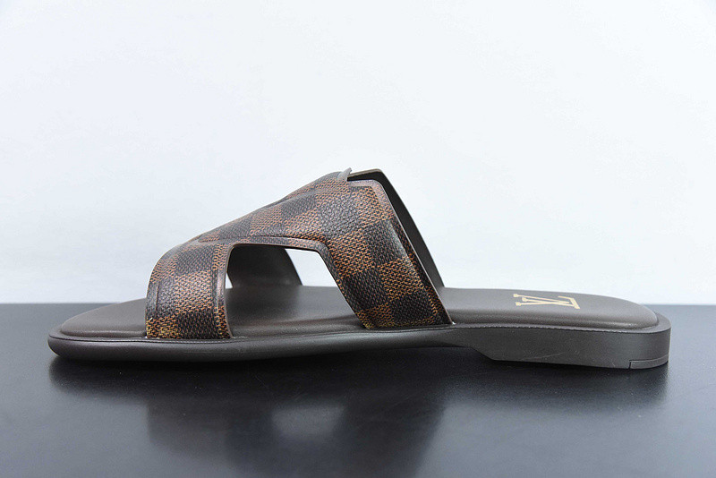 lvt sandals