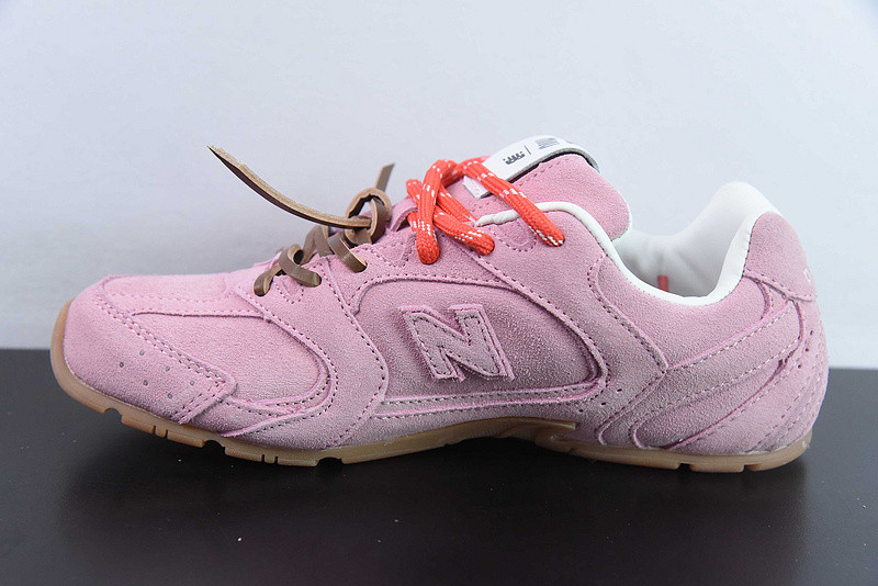 NEW BALANCE X MIUMIU SNEAKER