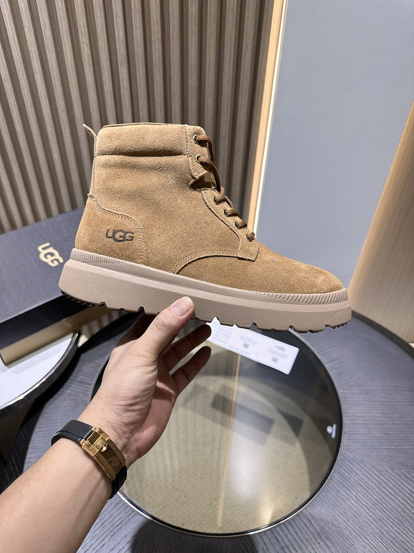 UGG