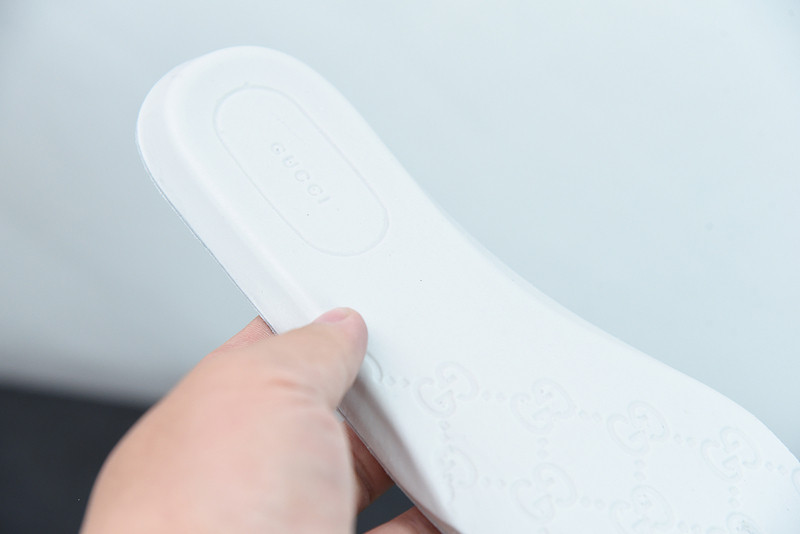 g*u*i rhyton sneaker