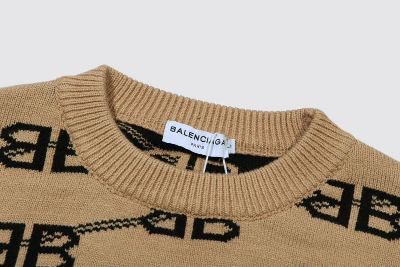 Ba*len*cia*ga clothes