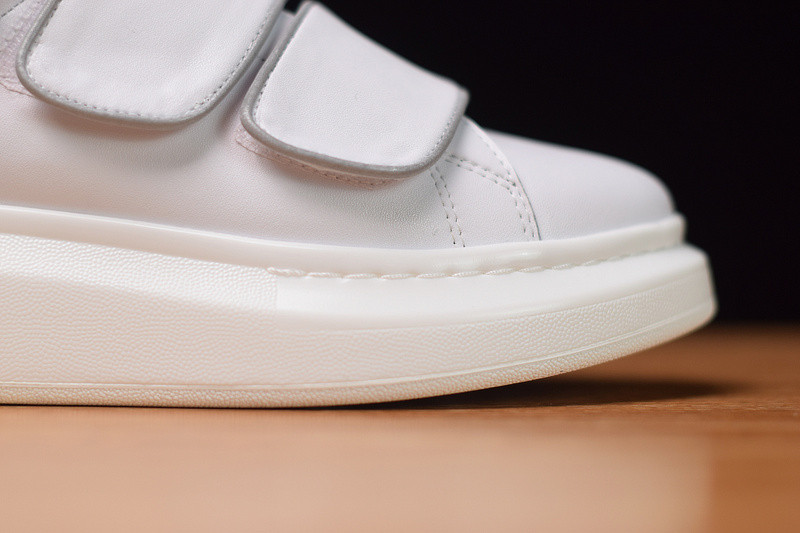 alexer mceen sneakers