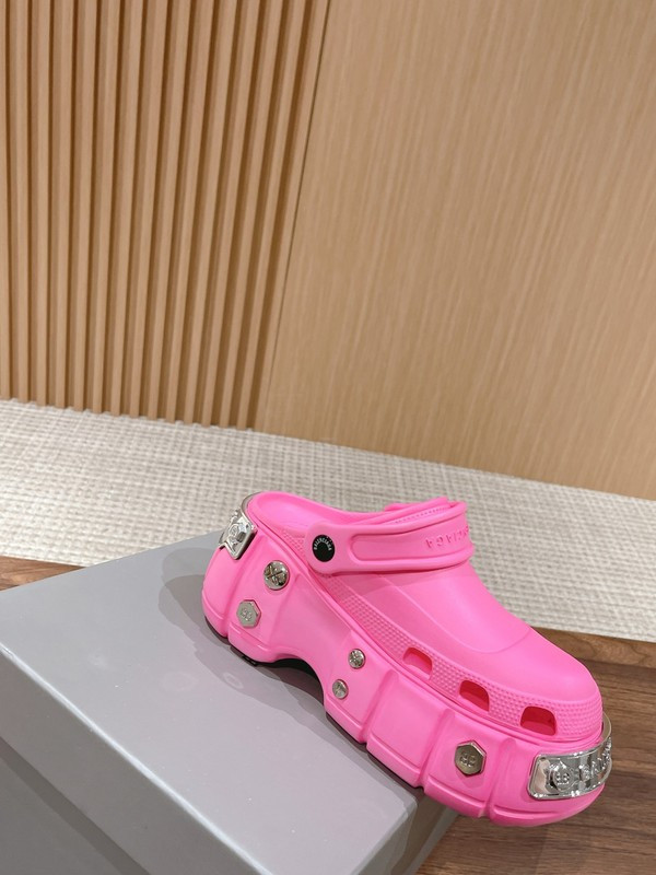 Cr*0*s x ba*len*cia*ga hardCr*0*s sandal