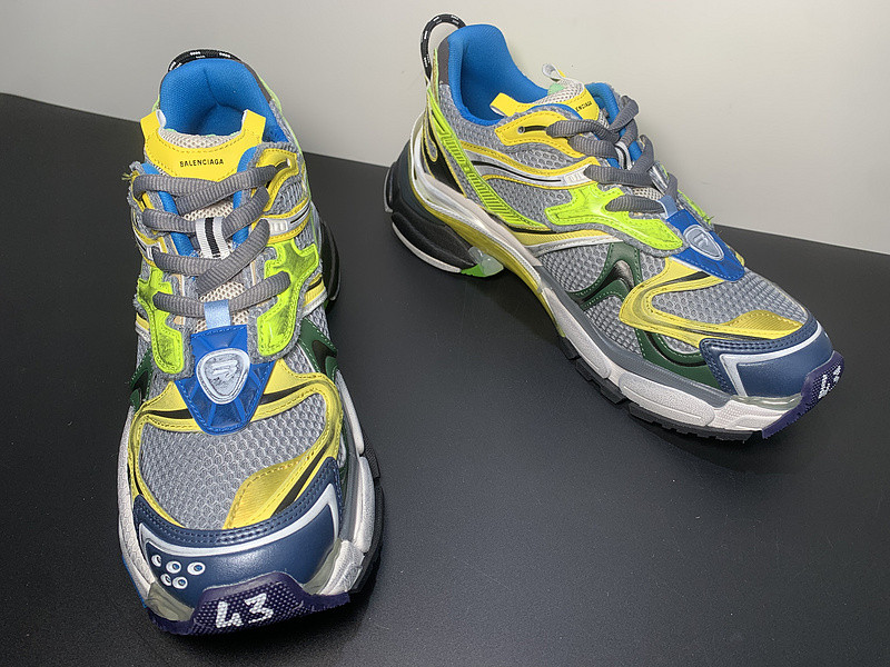 Ba*len*cia*ga runner sneaker