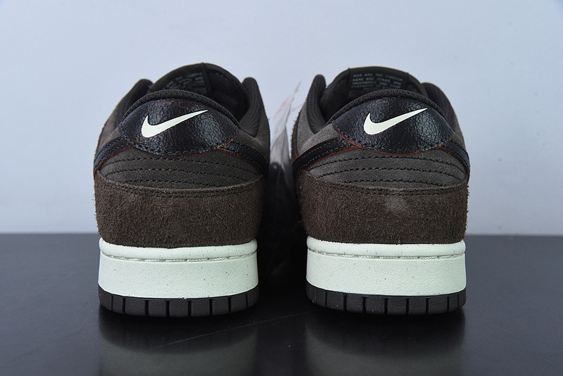 nike dunk low “baroque brown” dq8801-200