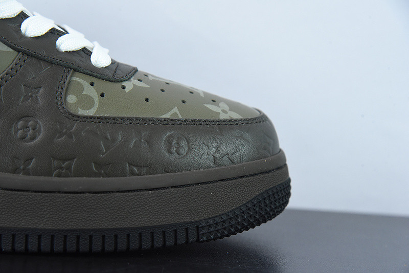 lvt x nike air force1