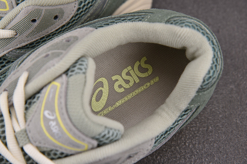 As*ic*s gel kayano 14 