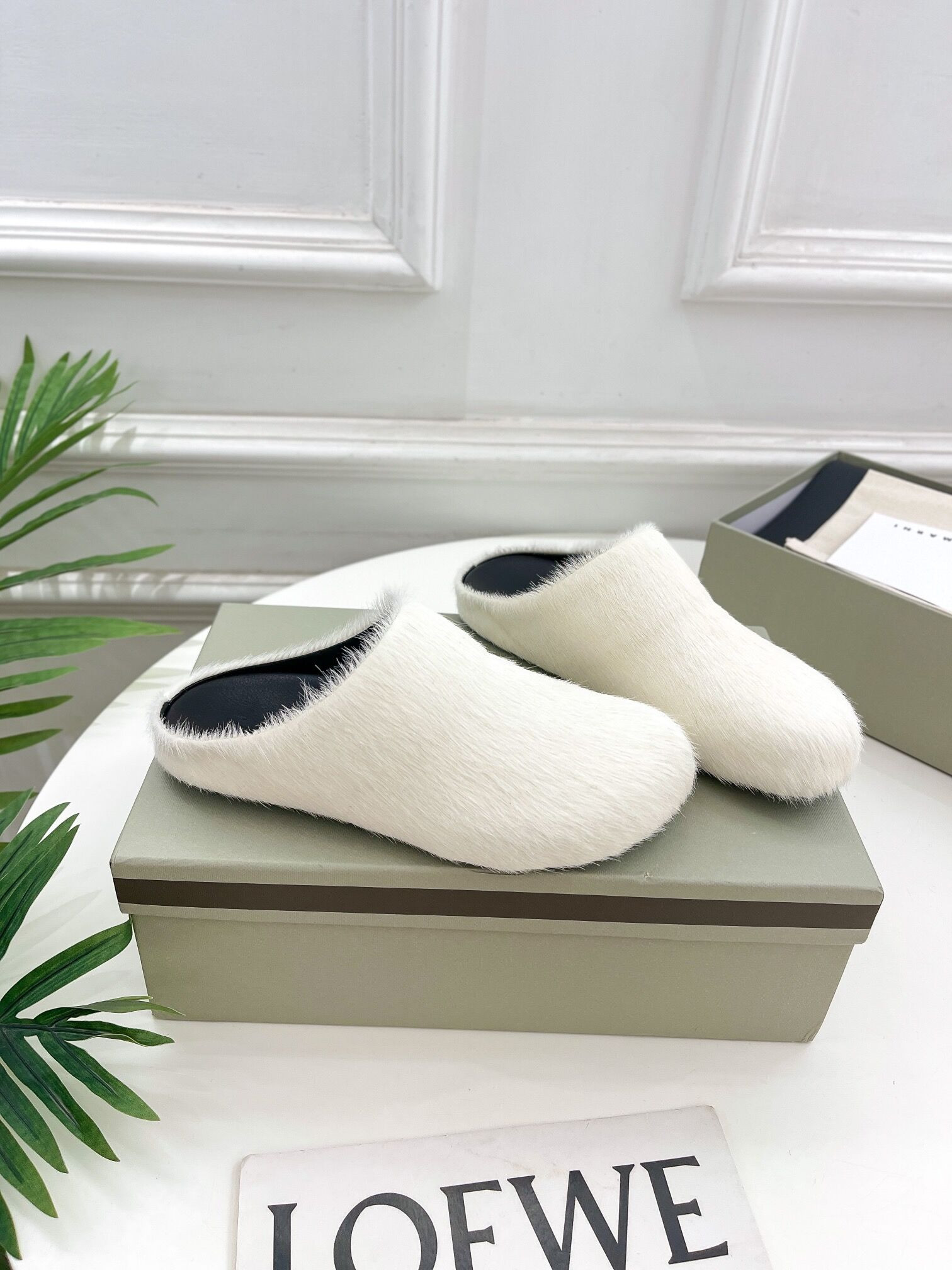 marni textured calf hair clog slippers-white